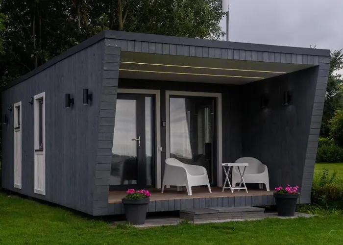 Tiny House Aan Het Water Op De Appelhof