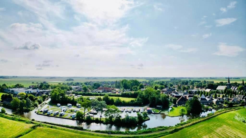 Tiny House Aan Het Water Op De Appelhof Holiday home