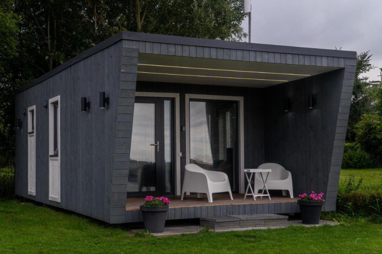Tiny House Aan Het Water Op De Appelhof Holiday home *